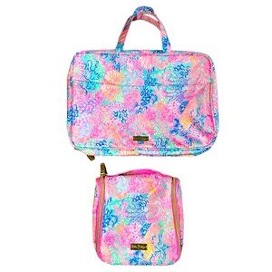 Lilly pulitzer Travel Set! Make up bags hanging multi pocket Discontinued print